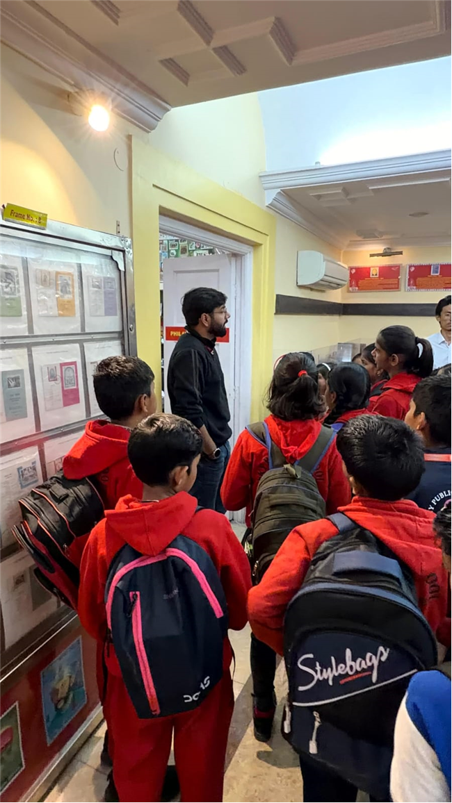 Students of Sky Public School  explored the beautiful Gothic architecture of GPO Lucknow