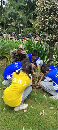 ?? Van Mahotsav Celebrated at Sky Public School ??