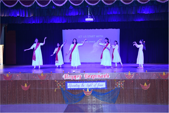 Spreading the Light of Peace