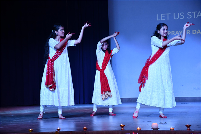 Spreading the Light of Peace