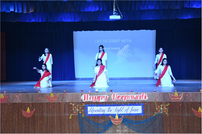 Spreading the Light of Peace