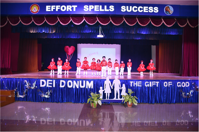 Parents Day Class Play Group