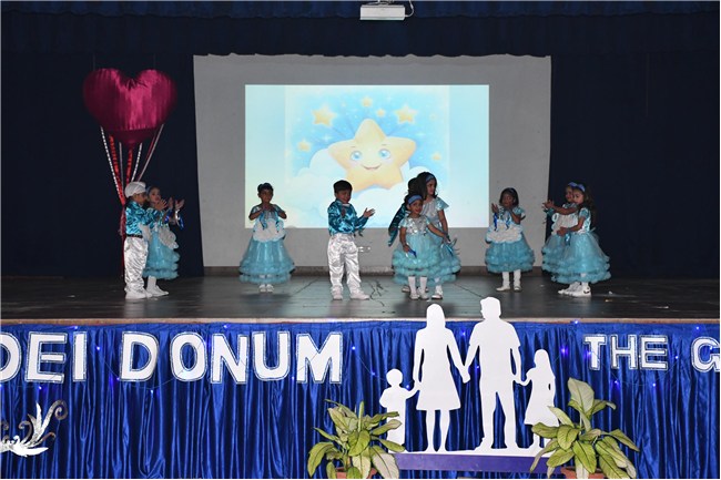 Parents Day Class Play Group