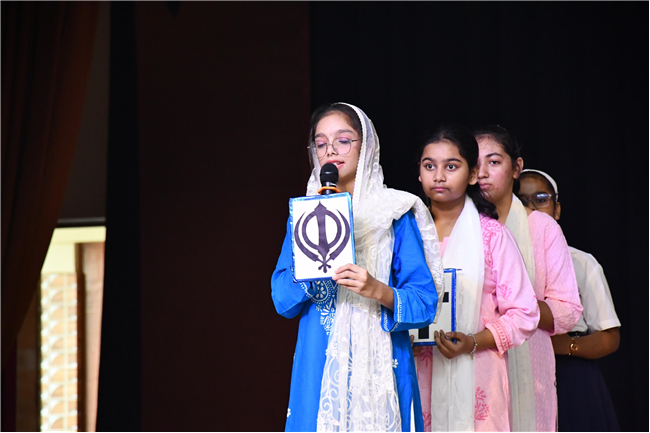 Spreading the Light of Peace