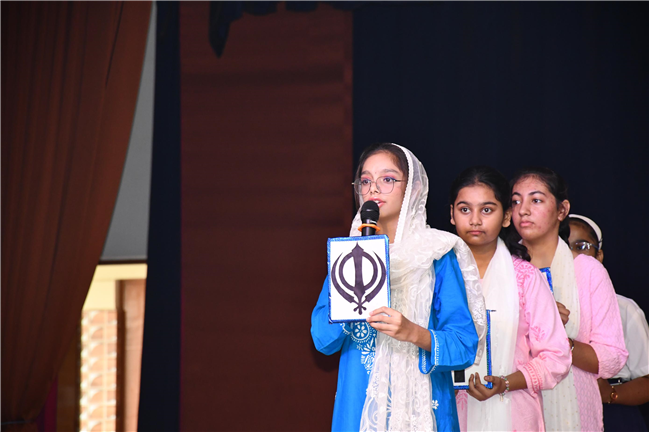 Spreading the Light of Peace