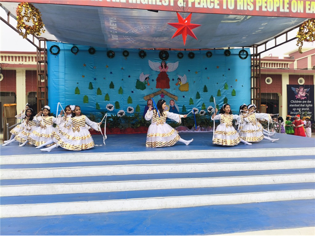 CLASS 1 & 2 CHRISTMAS ASSEMBLY