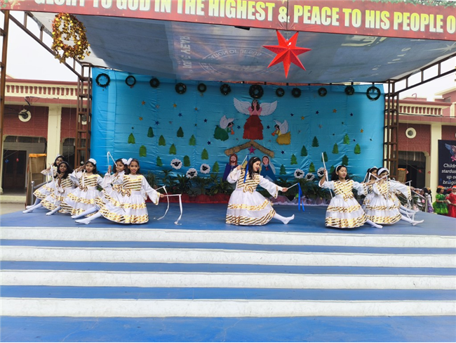 CLASS 1 & 2 CHRISTMAS ASSEMBLY
