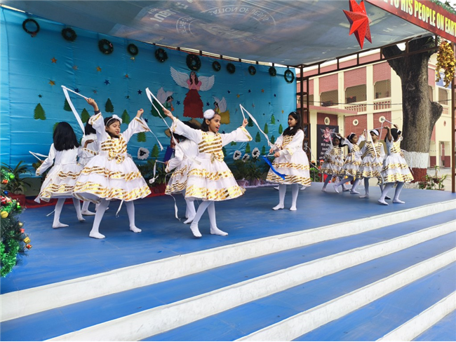 CLASS 1 & 2 CHRISTMAS ASSEMBLY