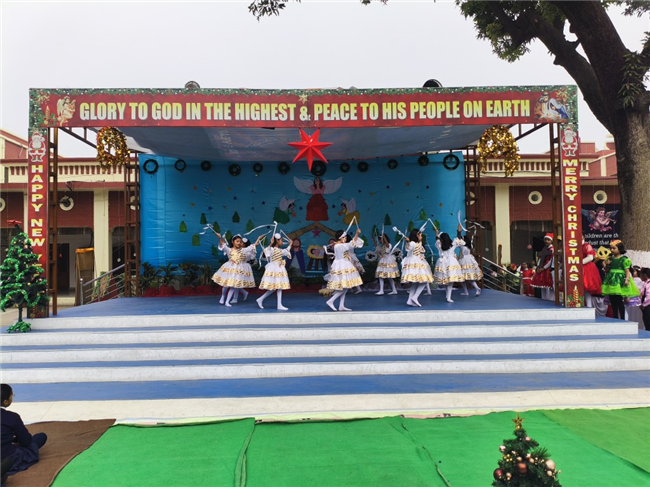 CLASS 1 & 2 CHRISTMAS ASSEMBLY