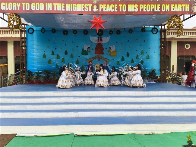CLASS 1 & 2 CHRISTMAS ASSEMBLY