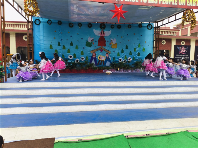CLASS 1 & 2 CHRISTMAS ASSEMBLY