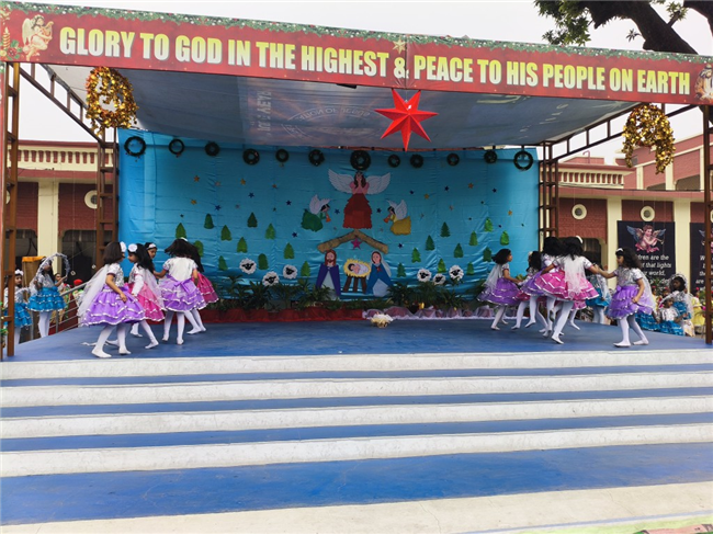 CLASS 1 & 2 CHRISTMAS ASSEMBLY