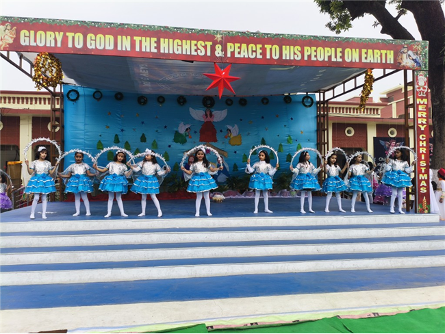 CLASS 1 & 2 CHRISTMAS ASSEMBLY