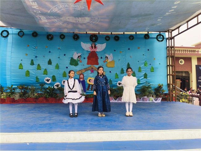 CLASS 1 & 2 CHRISTMAS ASSEMBLY