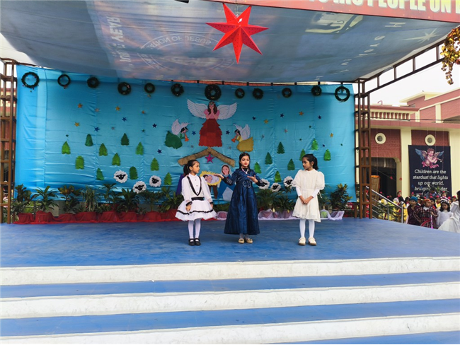 CLASS 1 & 2 CHRISTMAS ASSEMBLY