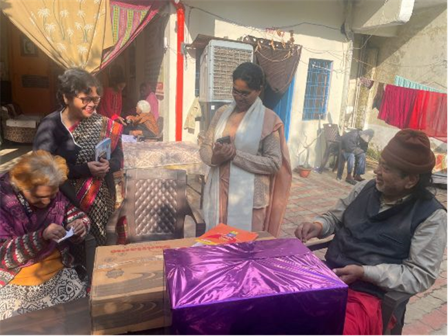 JPIC MEMBERS ORGANIZED A VISIT TO DHANRAJ OLD AGE HOME