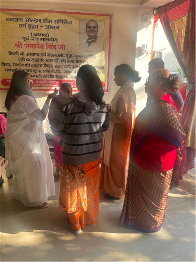 JPIC MEMBERS ORGANIZED A VISIT TO DHANRAJ OLD AGE HOME