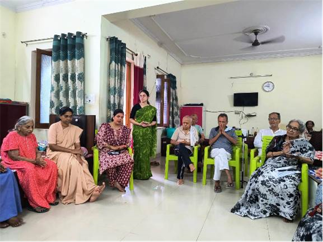 FRIENDS OF MARY WARD VISITED THE OLD AGE HOME