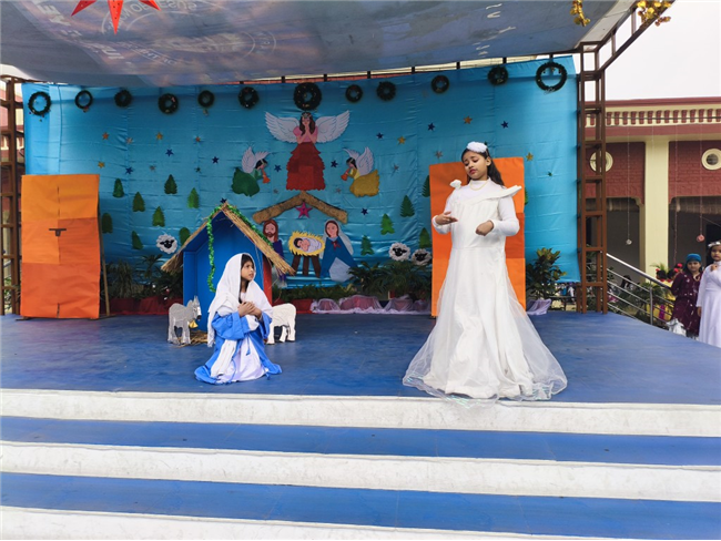 CLASS 1 & 2 CHRISTMAS ASSEMBLY