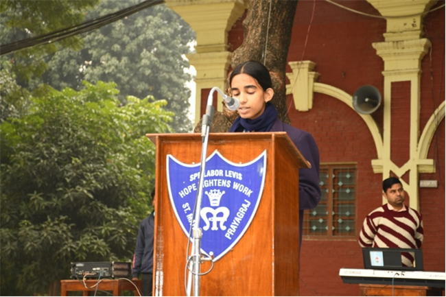 USM ACTIVITY-WINTER SMILES