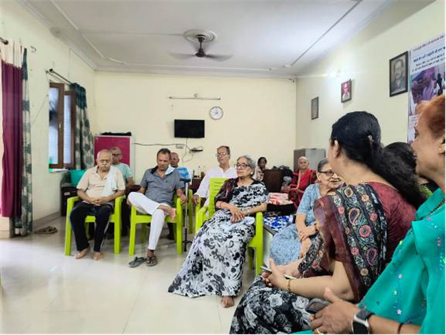 FRIENDS OF MARY WARD VISITED THE OLD AGE HOME