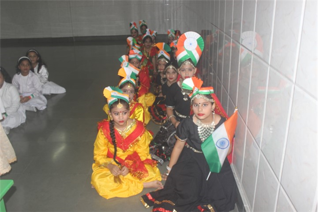 Group Dance Competition – Class 2