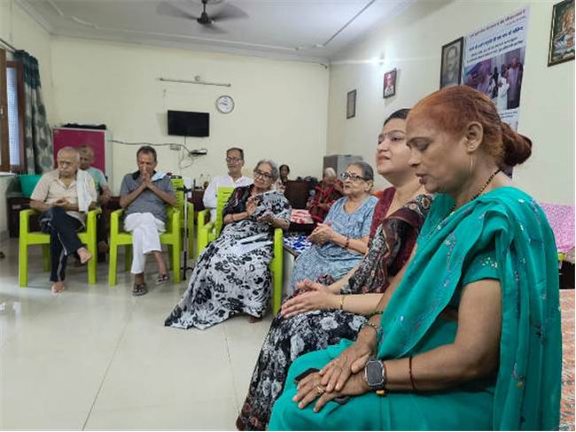 FRIENDS OF MARY WARD VISITED THE OLD AGE HOME