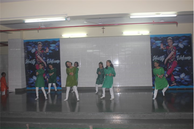 Group Dance Competition – Class 2