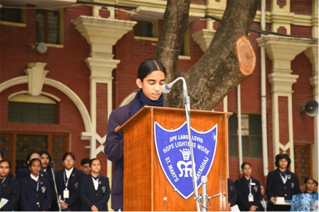 USM ACTIVITY-WINTER SMILES