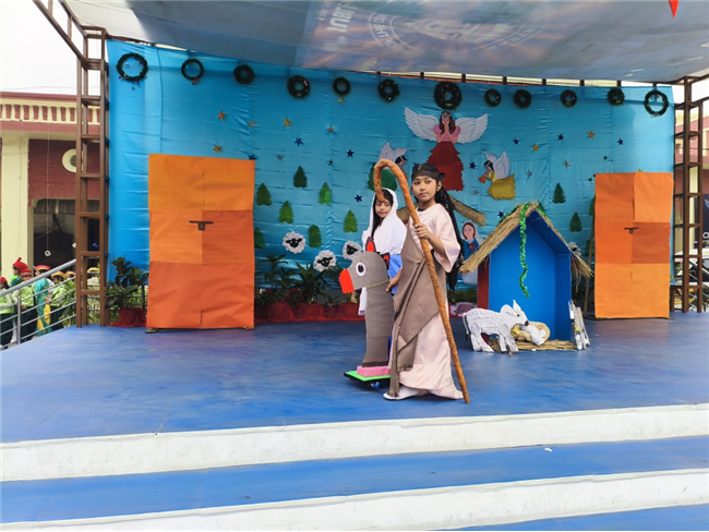 CLASS 1 & 2 CHRISTMAS ASSEMBLY