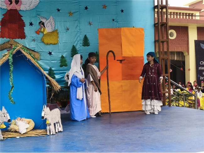 CLASS 1 & 2 CHRISTMAS ASSEMBLY