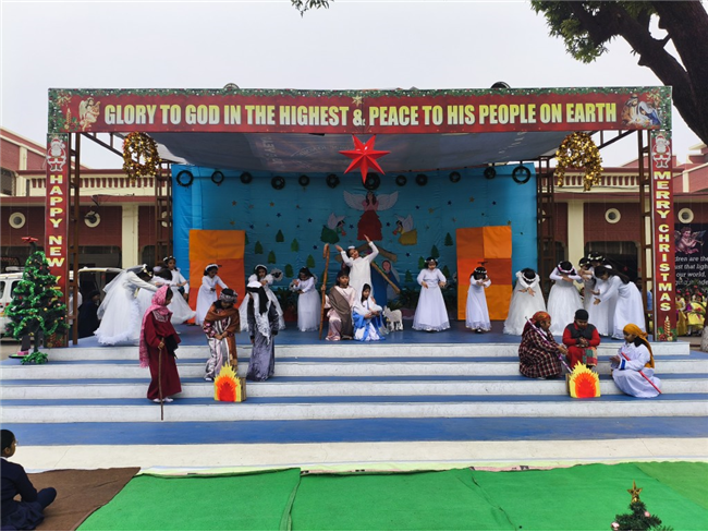CLASS 1 & 2 CHRISTMAS ASSEMBLY