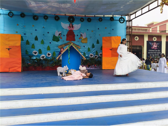 CLASS 1 & 2 CHRISTMAS ASSEMBLY