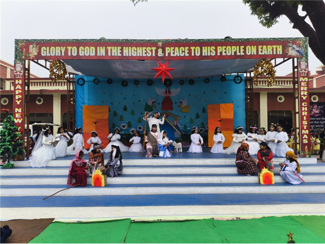 CLASS 1 & 2 CHRISTMAS ASSEMBLY