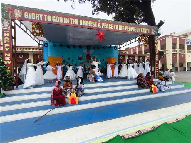 CLASS 1 & 2 CHRISTMAS ASSEMBLY
