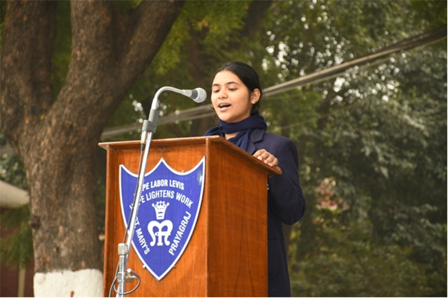 USM ACTIVITY-WINTER SMILES