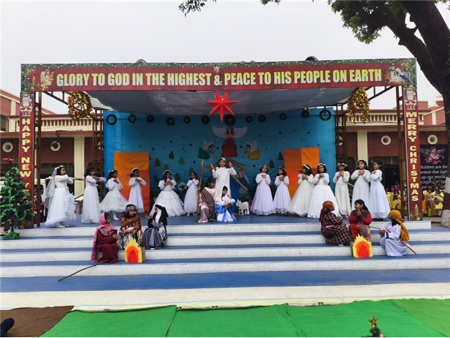 CLASS 1 & 2 CHRISTMAS ASSEMBLY