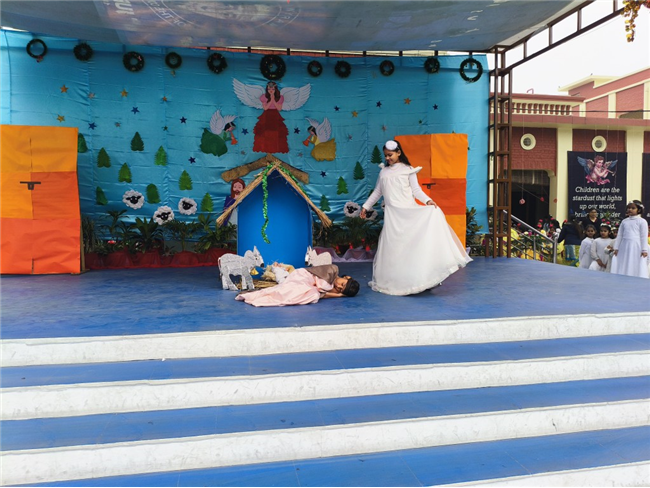 CLASS 1 & 2 CHRISTMAS ASSEMBLY