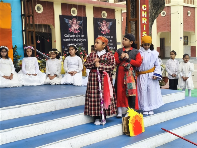 CLASS 1 & 2 CHRISTMAS ASSEMBLY