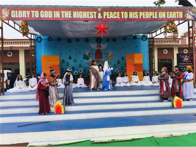 CLASS 1 & 2 CHRISTMAS ASSEMBLY