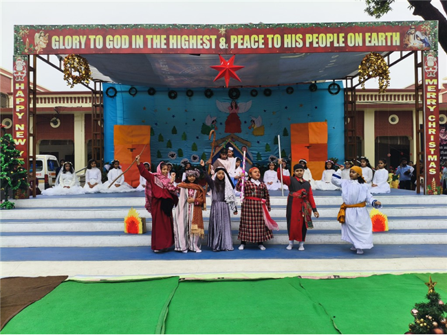 CLASS 1 & 2 CHRISTMAS ASSEMBLY
