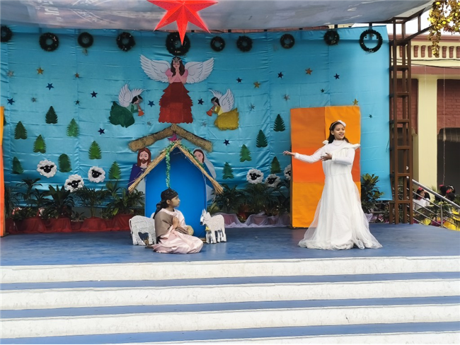 CLASS 1 & 2 CHRISTMAS ASSEMBLY