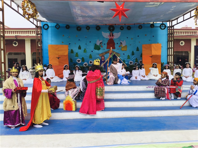 CLASS 1 & 2 CHRISTMAS ASSEMBLY