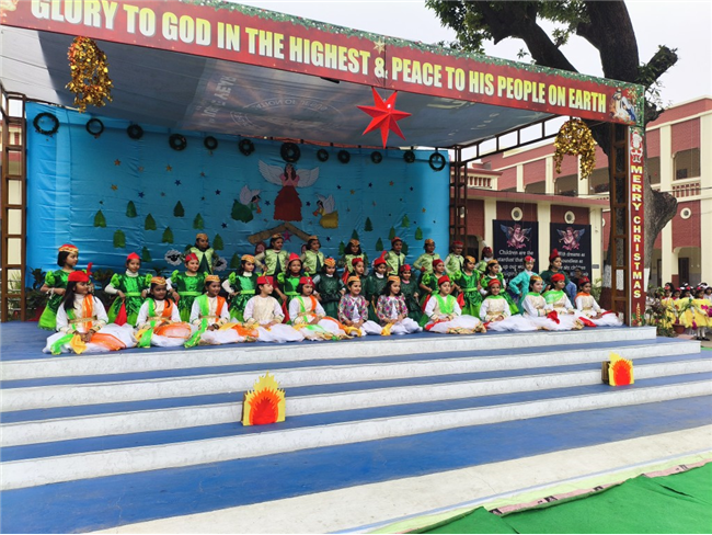 CLASS 1 & 2 CHRISTMAS ASSEMBLY