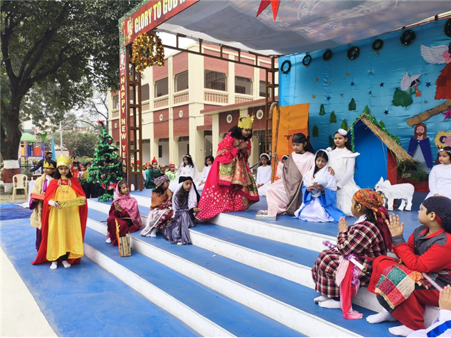 CLASS 1 & 2 CHRISTMAS ASSEMBLY