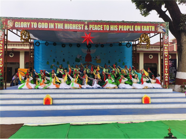 CLASS 1 & 2 CHRISTMAS ASSEMBLY
