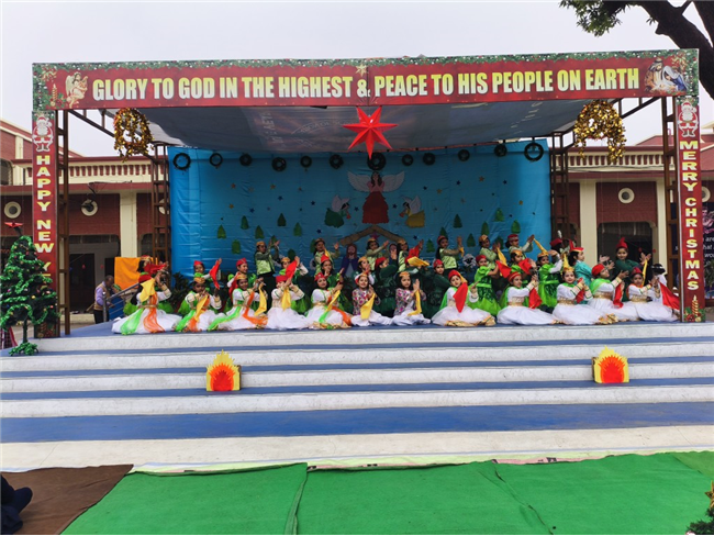 CLASS 1 & 2 CHRISTMAS ASSEMBLY