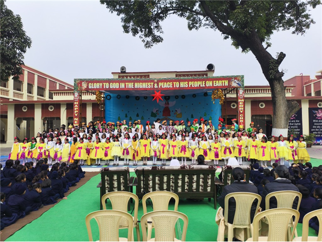 CLASS 1 & 2 CHRISTMAS ASSEMBLY