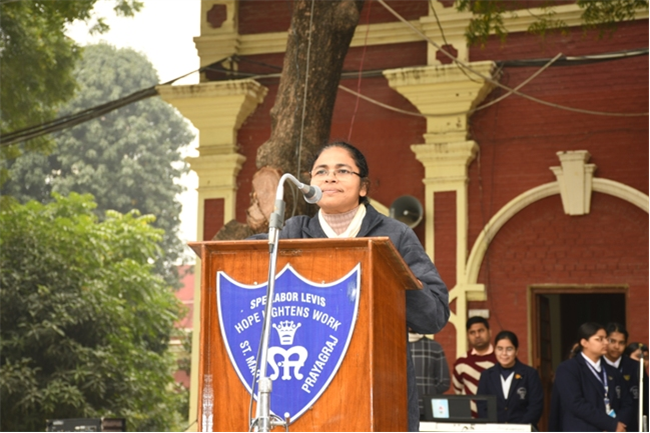 USM ACTIVITY-WINTER SMILES