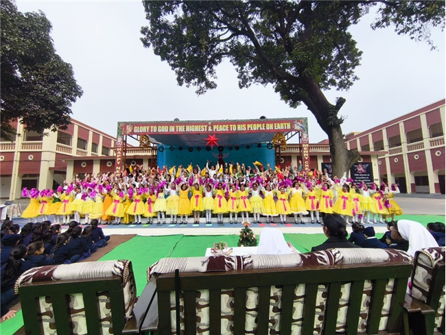 CLASS 1 & 2 CHRISTMAS ASSEMBLY